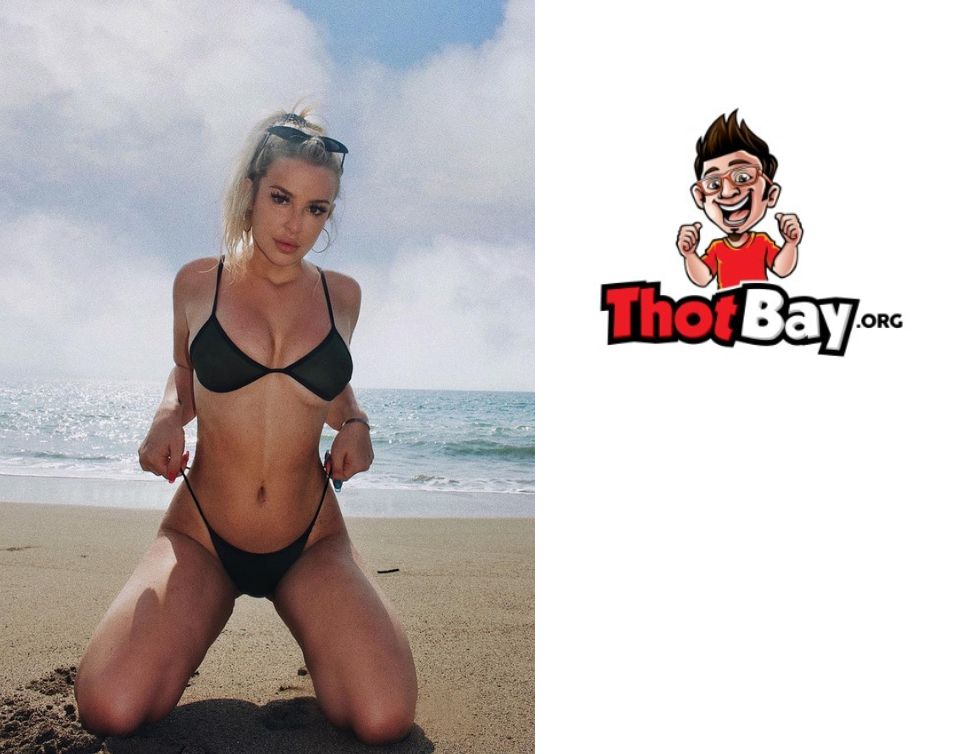 Tana Mongeau tits