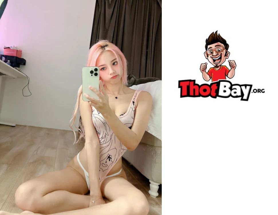 Vyvan Le nudes